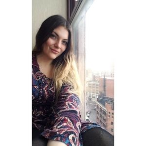 Meet your Posher, Elaina